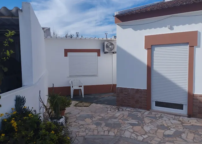 בית הארחה Casa Sarguito סאגרש